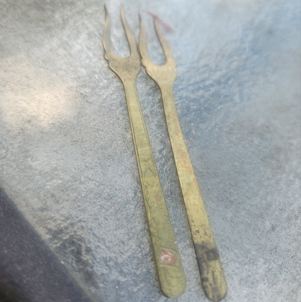 Elegant Brass Appetizer Fork Set 2 Antique